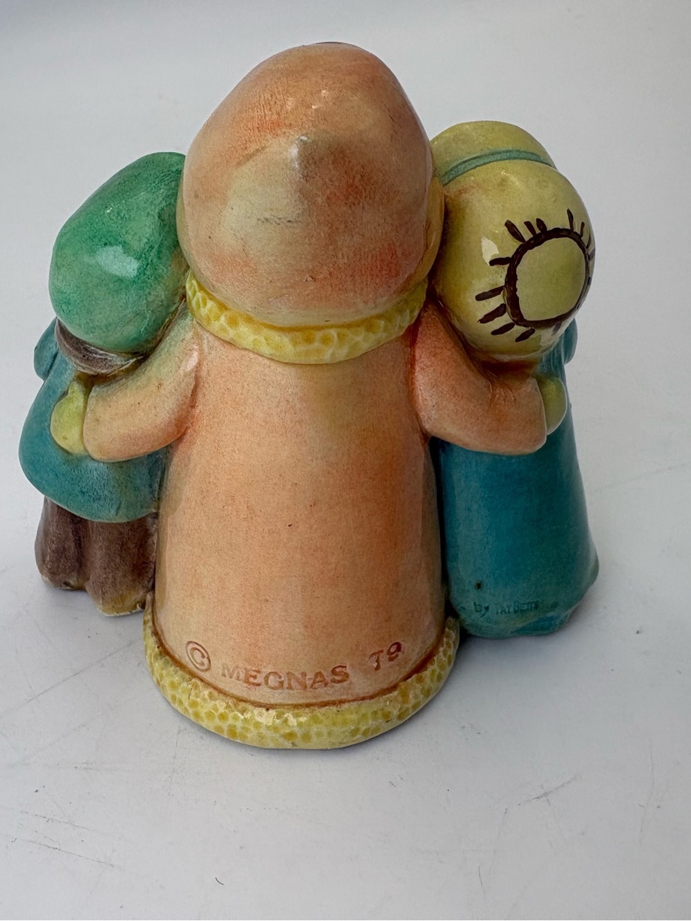 Hand-Painted Ceramic Carolers Figurine - Teal & Peach Holiday Accent - Picture 5 of 13